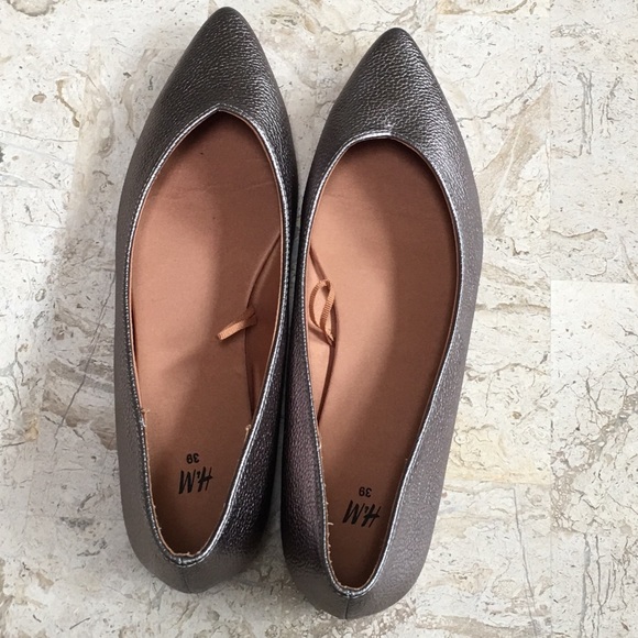 Pointy Toe Metallic Ballerina Flat by H&M Size 8.5 - Picture 5 of 8